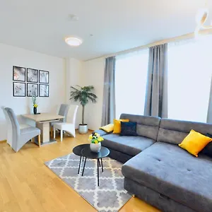 Skyscraper-feeling With Parking Nearby Wien