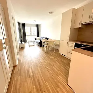 Forsthaus 28 Free Garage Wien